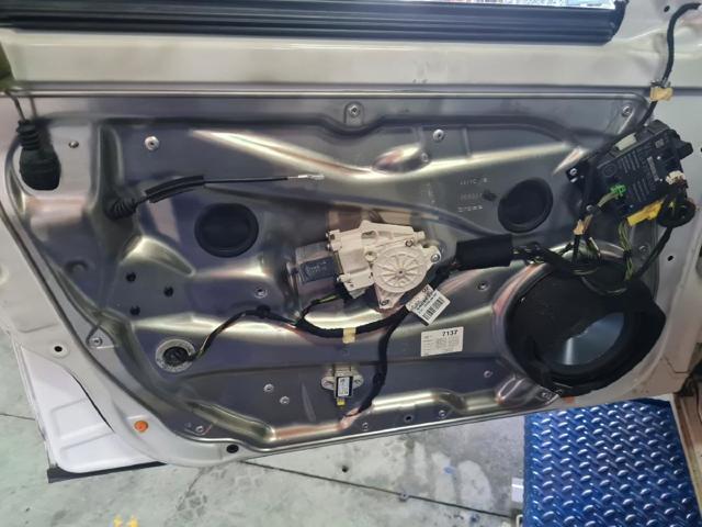 MERCEDES A2047200579 Mecanismo de elevalunas delantero izquierdo comprar Tarragona