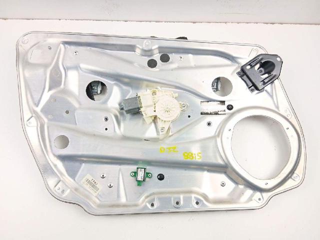 A2047200579 MERCEDES Mecanismo de elevalunas delantero izquierdo  en stock Gandía