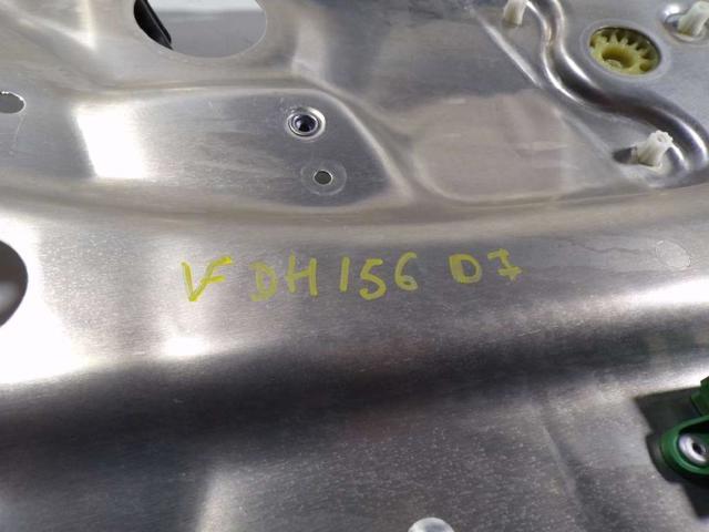 MERCEDES A2047200579 Mecanismo de elevalunas de la puerta delantera izquierda  disponible Valladolid