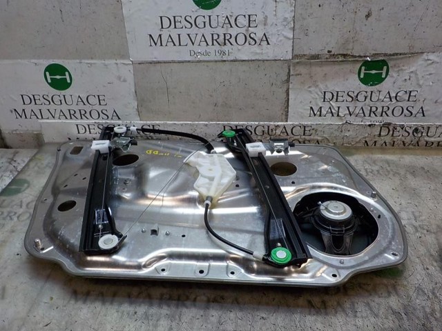 MERCEDES A2047200679 Mecanismo de elevalunas delantero derecha  en stock Valencia