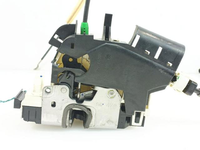 A2047201535 MERCEDES Cerradura comprar Bilbao
