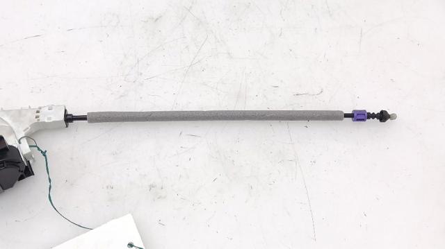 A2047201835 Cerradura de puerta delantera derecha comprar Sevilla