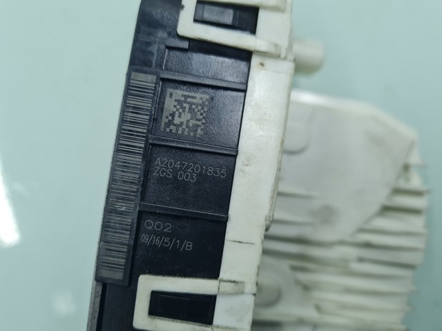 MERCEDES A2047201835 Cerradura de puerta delantera derecha comprar Tarragona