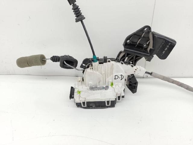 MERCEDES A2047201835 Cerradura de puerta delantera derecha  disponible Valladolid