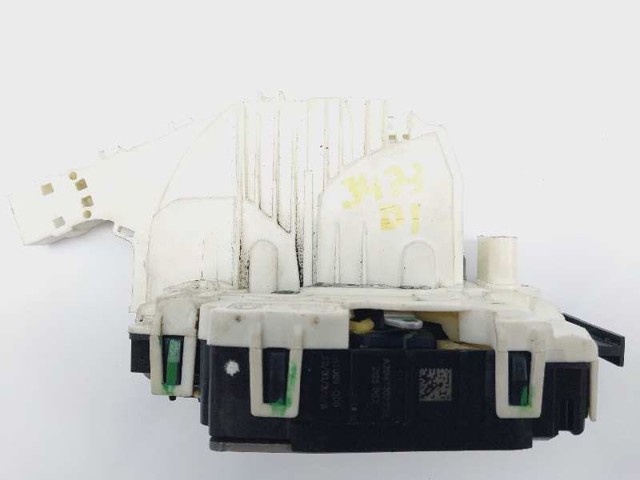 MERCEDES A2047202735 Cerradura  en stock Salamanca
