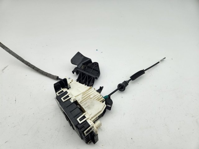 A2047202735 Cerradura de puerta delantera izquierda  comprar en Reus