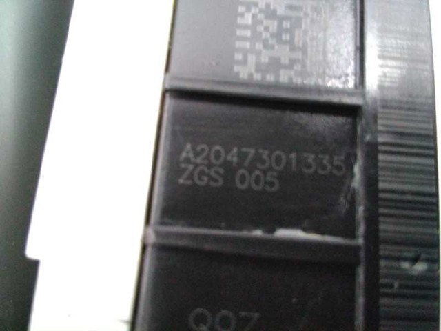 A2047301335 Cerradura de puerta trasera izquierda  en stock Granada