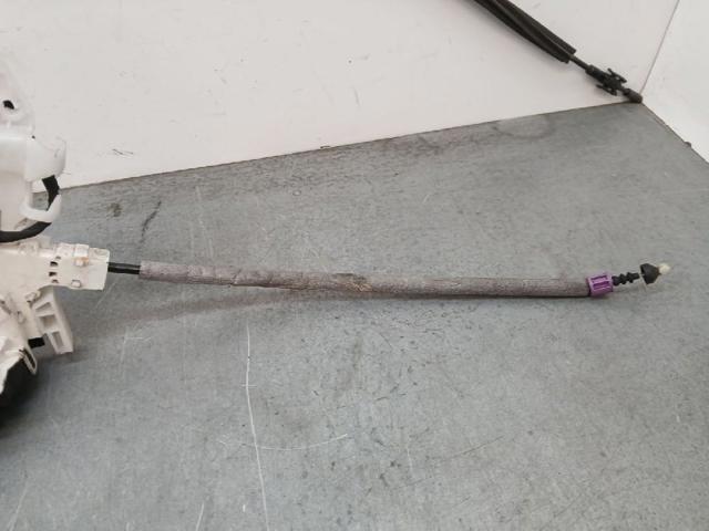 A2047301435 Cerradura de la puerta trasera derecha  en stock Sabadell