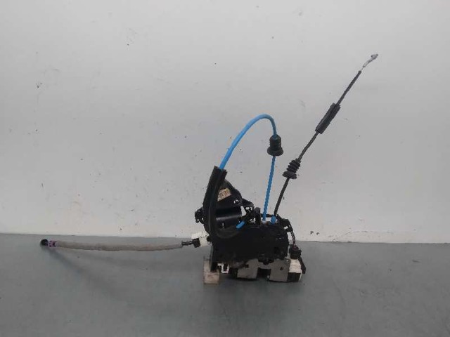 A2047301435 Cerradura de la puerta trasera derecha  comprar en Pontevedra