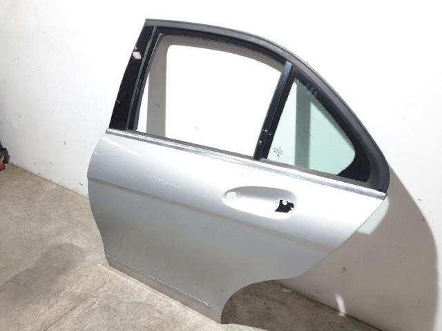 A2047302100 Puerta trasera izquierda  comprar en Reus