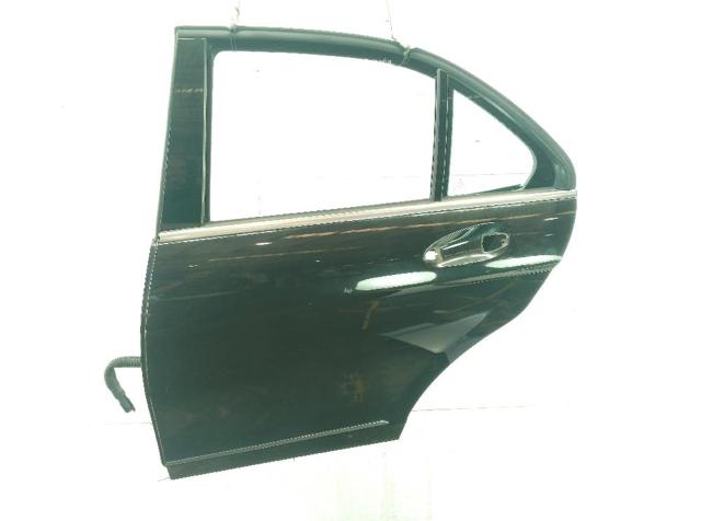 A2047302100 MERCEDES Puerta trasera izquierda  comprar en Oviedo