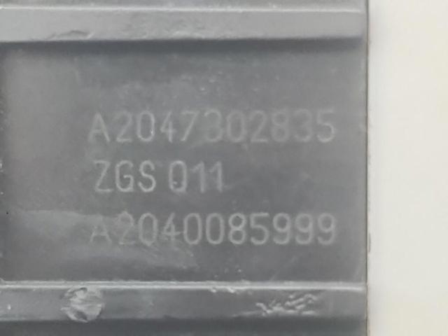 A2047302835 Cerradura de la puerta trasera derecha  en stock Castellón