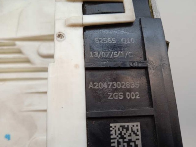 MERCEDES A2047302835 Cerradura de la puerta trasera derecha comprar Pamplona