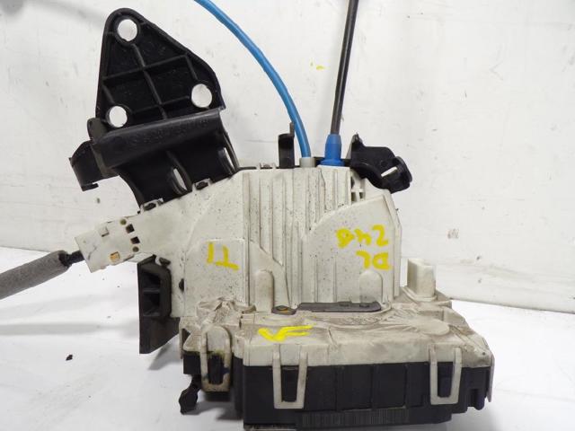 A2047303935 Cerradura de puerta trasera izquierda  en stock Granada