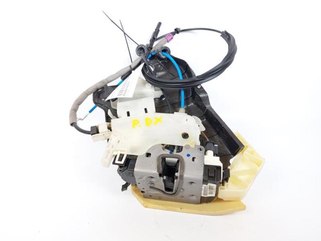 A2047304035 MERCEDES Cerradura de la puerta trasera derecha  comprar en Jaén