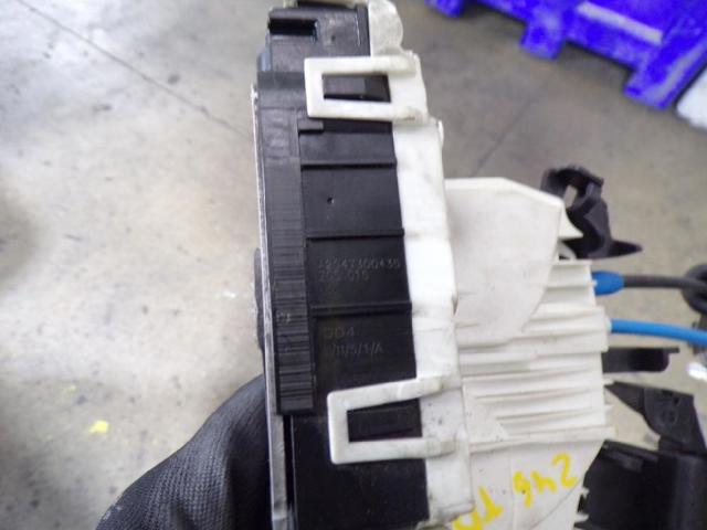MERCEDES A2047304035 Cerradura de la puerta trasera derecha comprar Tarragona