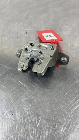 Cerradura de maletero A2047400435 MERCEDES