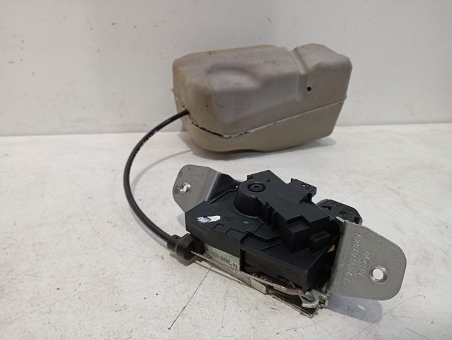 Cerradura de portón trasero A2047400435 MERCEDES