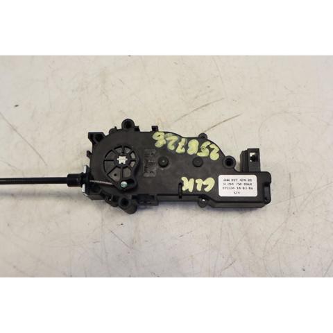 A2047500060 MERCEDES Motor de cierre suave del maletero  en stock Huelva