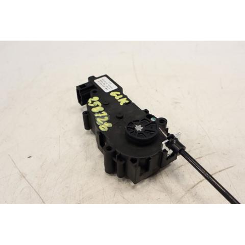 A2047500060 MERCEDES Motor de cierre suave del maletero  en stock Gandía