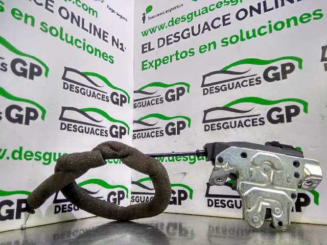 A2047500085 Cerradura de tapa de maletero  disponible Utrera