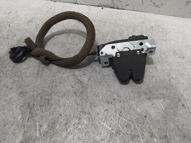 A2047500085 MERCEDES Cerradura de tapa de maletero  comprar en Oviedo