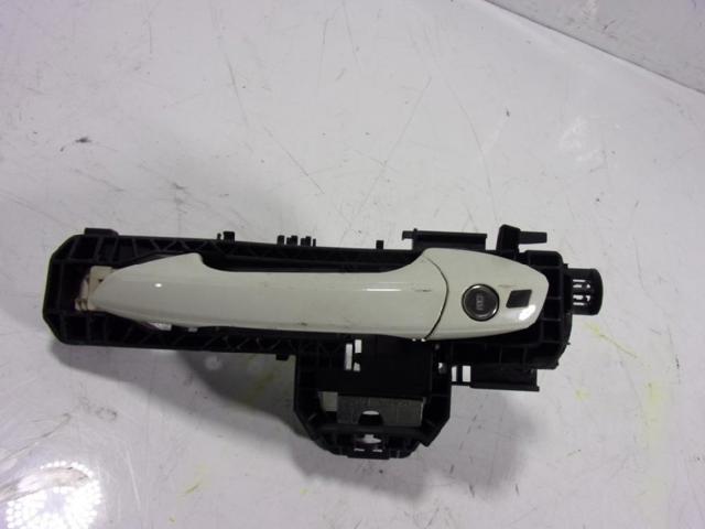 MERCEDES A20476001709999 Manija exterior de puerta izquierda delantera/trasera  comprar en Murcia