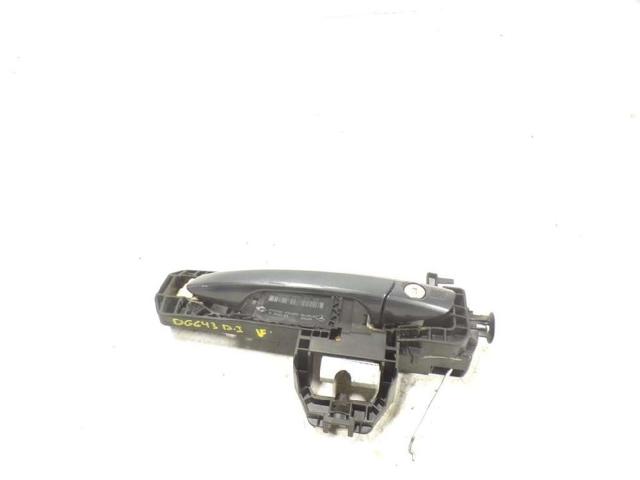 A20476001709999 MERCEDES Manija exterior de puerta izquierda delantera/trasera  disponible Vigo