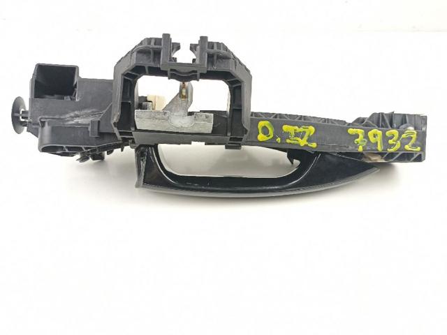 A2047600534 MERCEDES Soporte de manija exterior de puerta delantera izquierda comprar Madrid