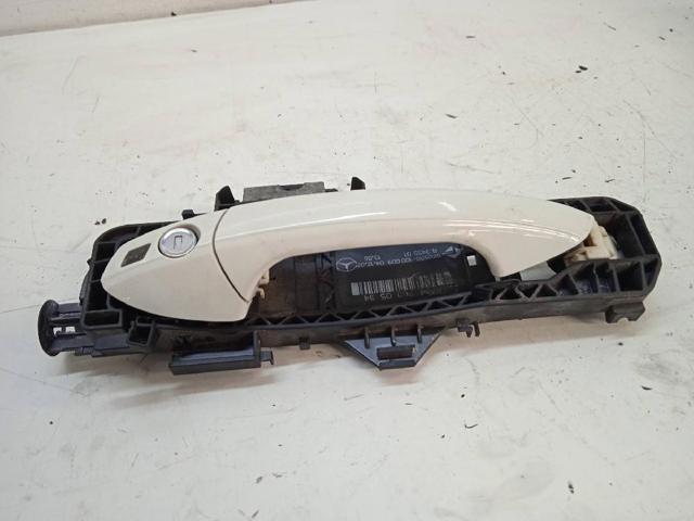 MERCEDES A2047600534 Soporte de manija exterior de puerta delantera izquierda  comprar en Albacete