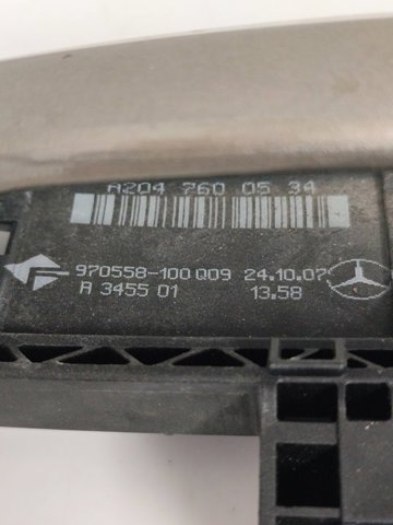 A2047600534 MERCEDES Soporte de manija exterior de puerta delantera izquierda  comprar en Oviedo