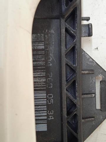 A2047600534 Soporte de manija exterior de puerta delantera izquierda  en stock Castellón