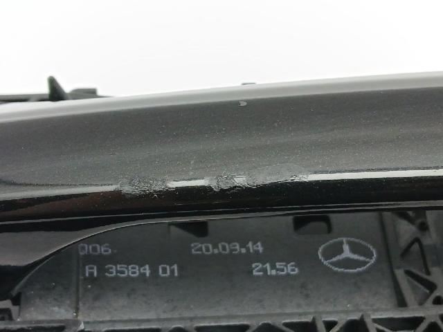 A2047601534 MERCEDES Soporte de manija exterior de puerta delantera izquierda  en stock Huelva