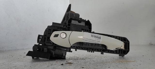 A2047601534 MERCEDES Soporte de manija exterior de puerta delantera izquierda  disponible Ourense