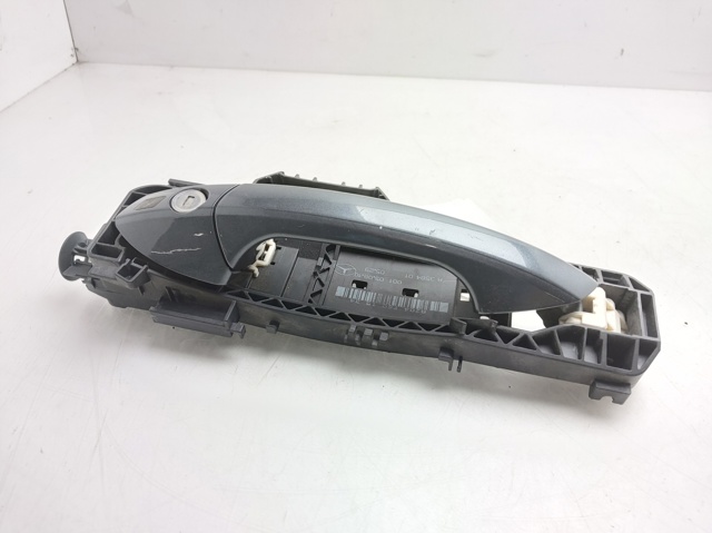 MERCEDES A2047601534 Soporte de manija exterior de puerta delantera izquierda  en stock Terrassa