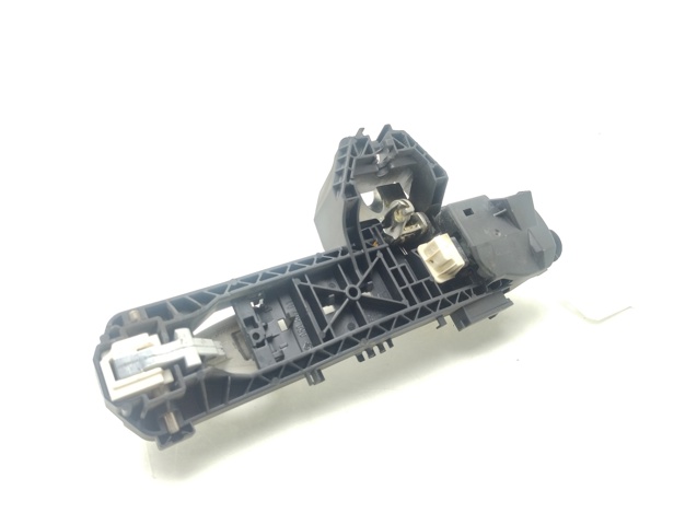 A2047601534 MERCEDES Soporte de manija exterior de puerta delantera izquierda comprar Madrid