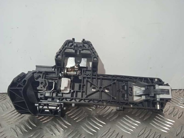 MERCEDES A2047601634 Soporte de manija exterior de puerta derecha comprar Tarragona
