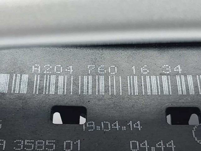 MERCEDES A2047601634 Soporte de manija exterior de puerta derecha  disponible Lugo