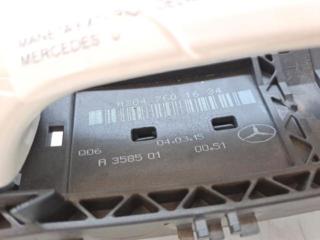 A2047601634 MERCEDES Soporte de manija exterior de puerta derecha  en stock Gandía