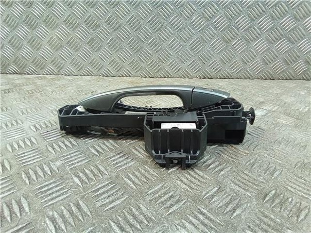MERCEDES A2047601700 Soporte de manija exterior de puerta delantera izquierda comprar Barcelona