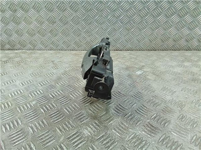 A2047601700 MERCEDES Soporte de manija exterior de puerta delantera izquierda  comprar en Jaén