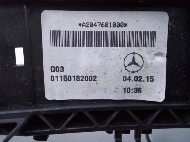 A2047601800 MERCEDES Soporte de manija exterior de puerta delantera derecha  comprar en Lleida