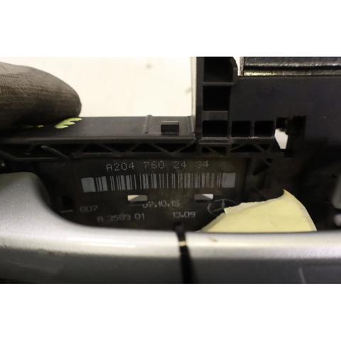 A2047602434 MERCEDES Soporte de manija exterior de puerta delantera derecha  comprar en Lleida