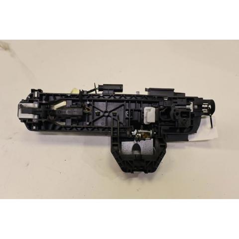 MERCEDES A2047602434 Soporte de manija exterior de puerta delantera derecha  disponible Lugo