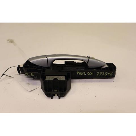 A2047602434 MERCEDES Soporte de manija exterior de puerta delantera derecha  comprar en Oviedo