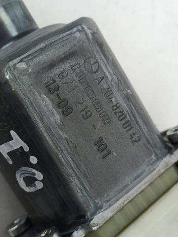 MERCEDES A2048200142 Motor del elevalunas de la puerta delantera izquierda  comprar en Ponferrada