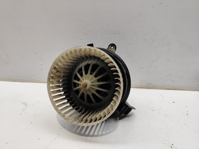 MERCEDES A2048200208 Motor del ventilador del calefactor  comprar en Ponferrada