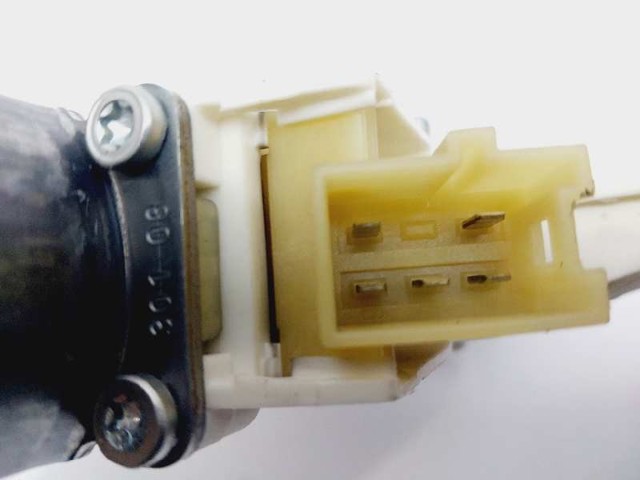 MERCEDES A2048200242 Motor del elevalunas de la puerta delantera derecha comprar Pamplona