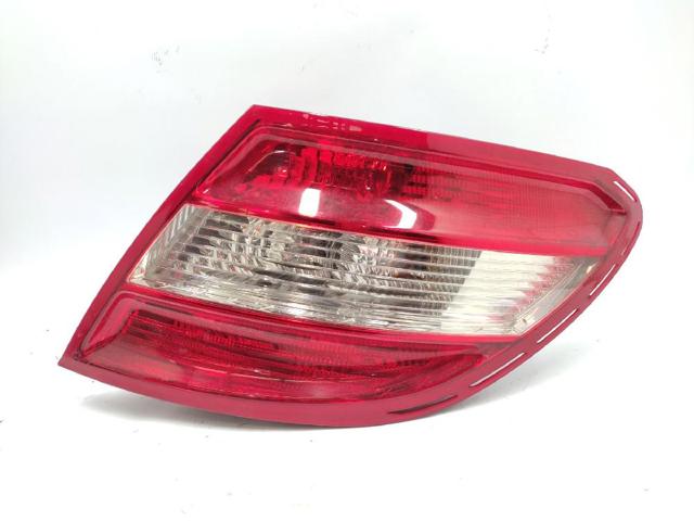 Piloto posterior derecho A2048200264 MERCEDES