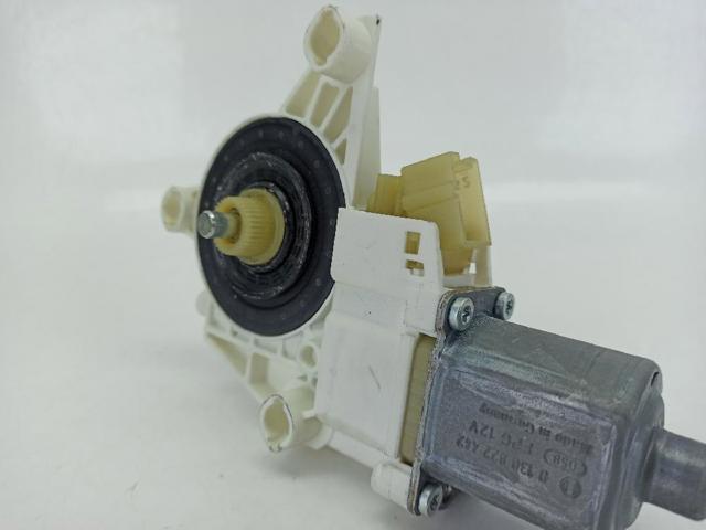 A2048200542 MERCEDES Motor del elevalunas de la puerta trasera izquierda  comprar en Jaén